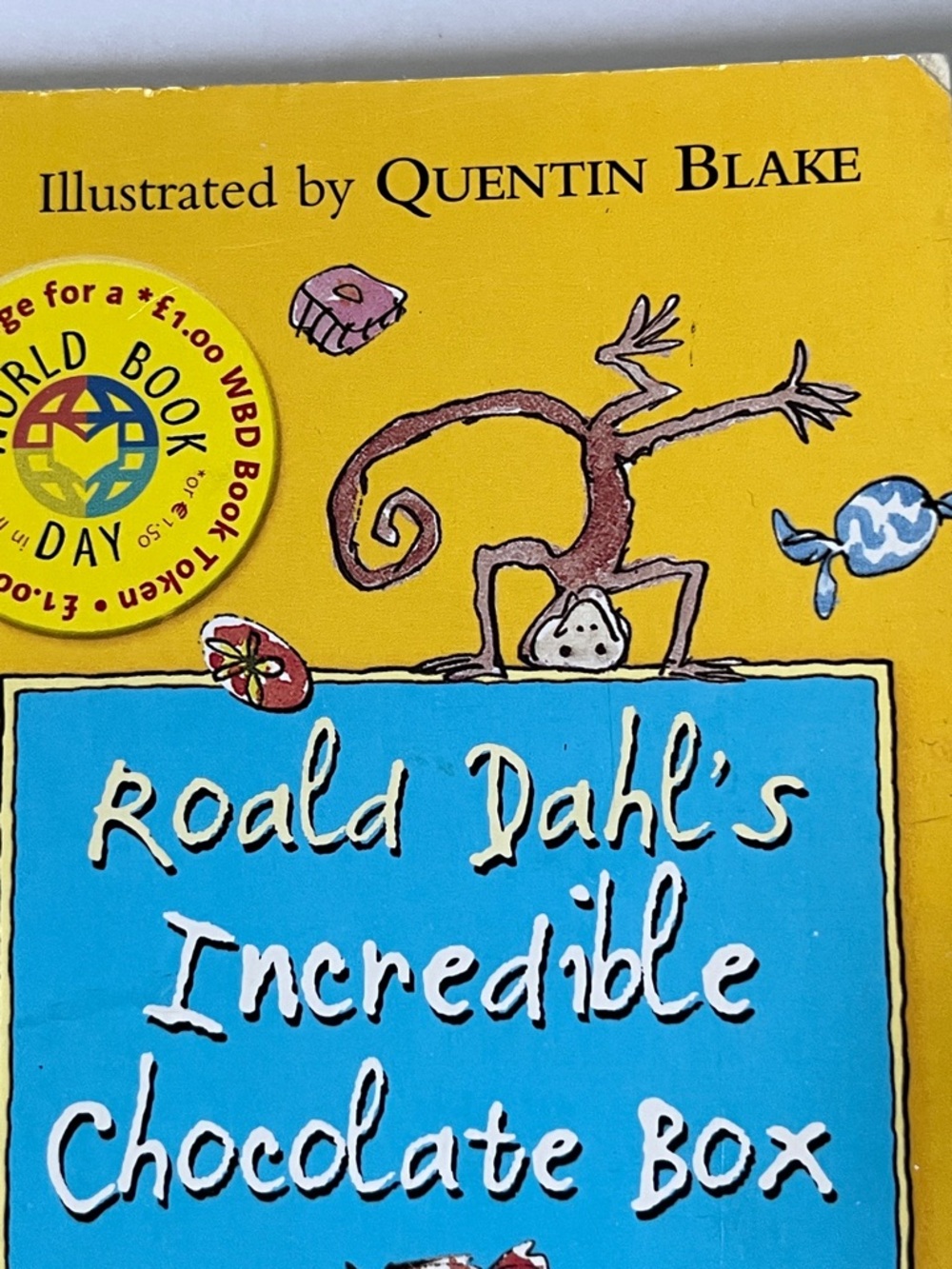 Vintage Roald Dahl's Incredible Chocolate Box Paperback Book - Picture 3 of 9